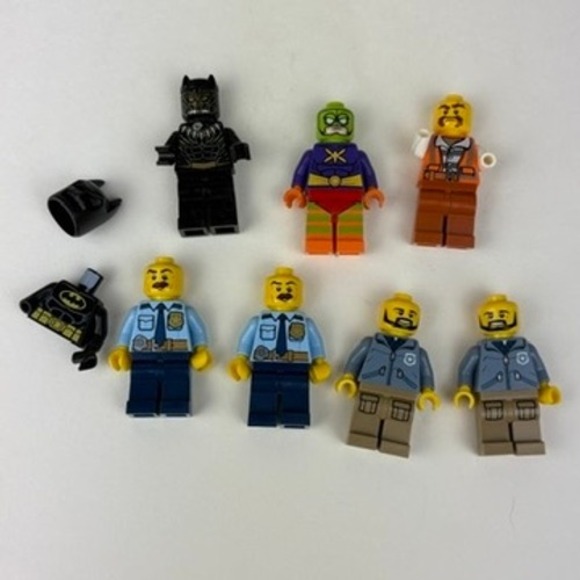 LEGO Minifigures Lot - Black Panther Batman Police DC Hero Toys For Parts - Picture 1 of 5